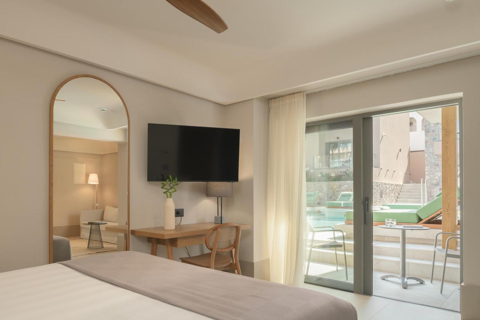 Paralos Venus Adults Only Hersonissos (Crete)